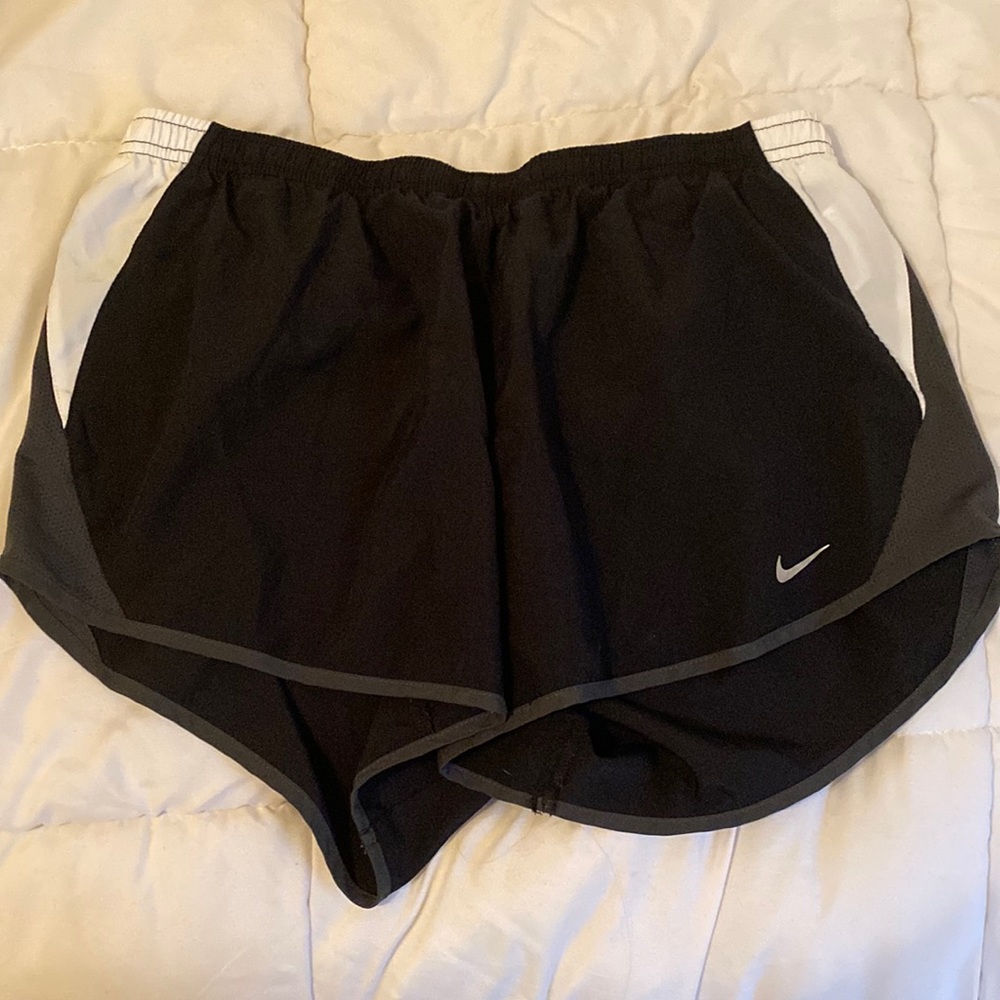 Nike shorts size M (Dri-fit)